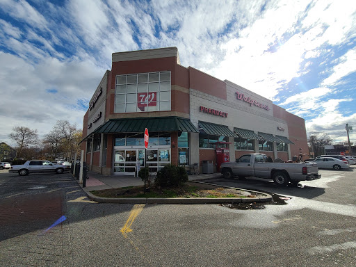 Drug Store «Walgreens», reviews and photos, 241 N Washington Ave, Bergenfield, NJ 07621, USA