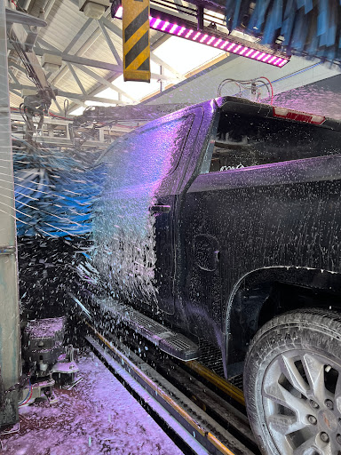 Cadillac Express Car Wash Bingle Rd. en Houston