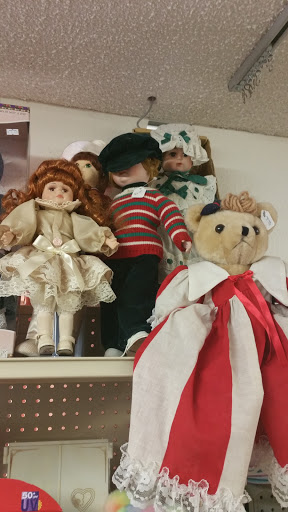 Thrift Store «Angel Guild Thrift Shop», reviews and photos, 9013 Key Peninsula Hwy N # E, Lakebay, WA 98349, USA