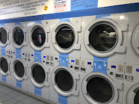 Opa-Locka Coin Laundry - Photo 4 - Car repair in Opa-locka, FL, Hialeah