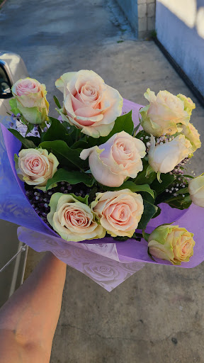 Florist «Atisol Discount & Flower Store», reviews and photos, 3858 East Cesar E Chavez Avenue, Los Angeles, CA 90063, USA