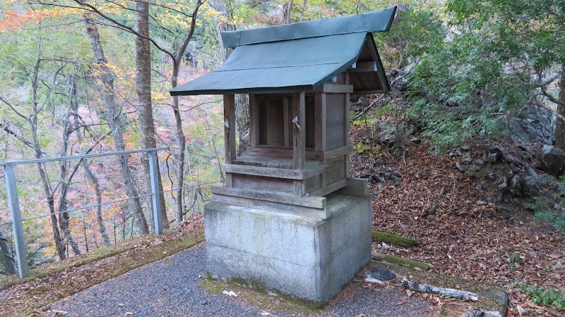 外山澤山神社