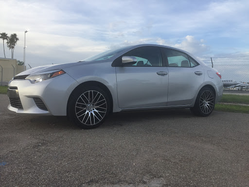 Auto Body Shop «Gerber Collision & Glass», reviews and photos, 10491 Corkscrew Commons Dr, Estero, FL 33928, USA