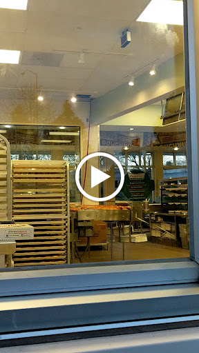 Bakery «Krispy Kreme Doughnuts», reviews and photos, 16415 NW Cornell Rd, Beaverton, OR 97006, USA
