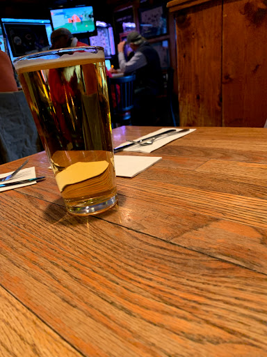 Lounge «Featherbone Restaurant & Lounge», reviews and photos, 6741 W. US12, Three Oaks, MI 49128, USA