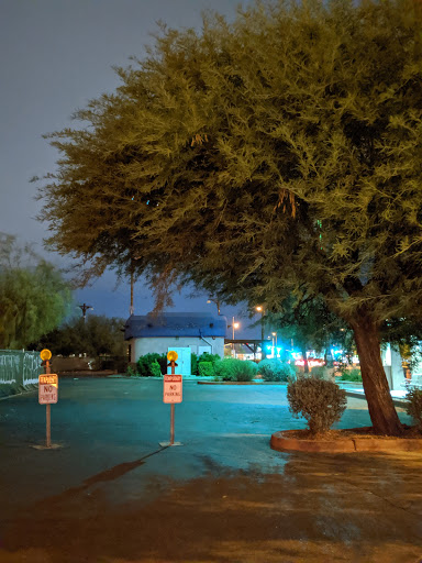 Shopping Mall «Papago Plaza Shopping Center», reviews and photos, 1408 N Scottsdale Rd, Scottsdale, AZ 85257, USA