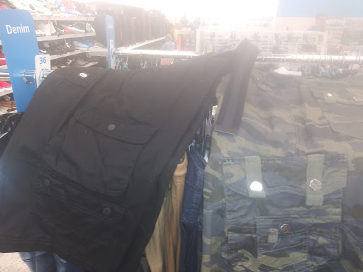 Clothing Store «Ross Dress for Less», reviews and photos, 7338 Gall Blvd, Zephyrhills, FL 33541, USA