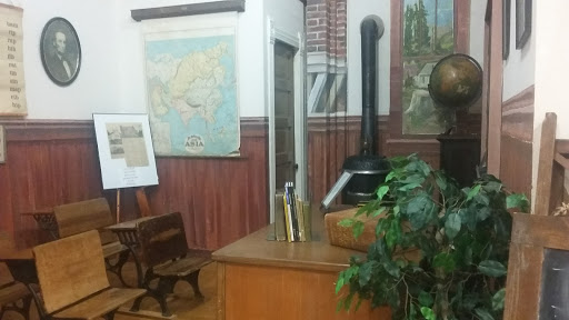 Museum «Aberdeen Museum of History», reviews and photos, 111 E 3rd St, Aberdeen, WA 98520, USA