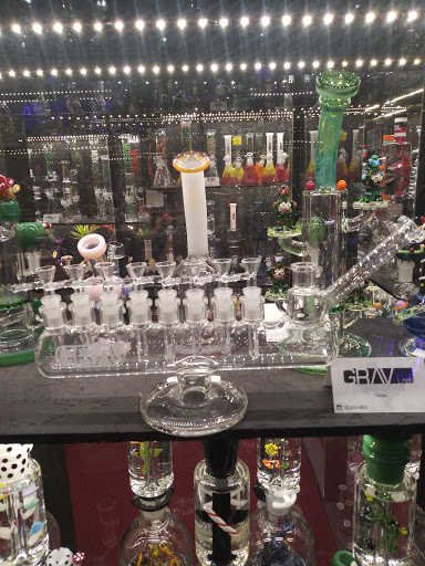 Tobacco Shop «Smoke Signals», reviews and photos, 328 N Market St, Frederick, MD 21701, USA