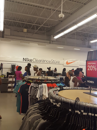 Clothing Store «Nike Clearance Store», reviews and photos, 4099 S Plaza Dr, Memphis, TN 38116, USA