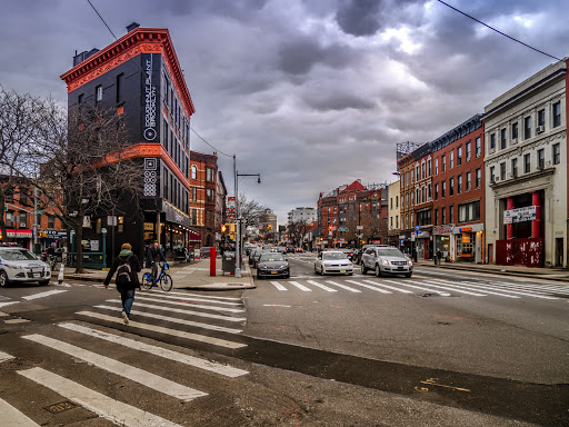 Donut Shop «Doughnut Plant», reviews and photos, 245 Flatbush Ave, Brooklyn, NY 11217, USA