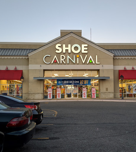 Shoe Carnival, 955 Ann St, Montgomery, AL 36107, USA, 