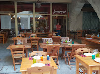 Atmosphère du Monsieur Jeannot - Restaurant Cuisine Traditionnelle - 18 rue des Cornières 47000 Agen - n°1
