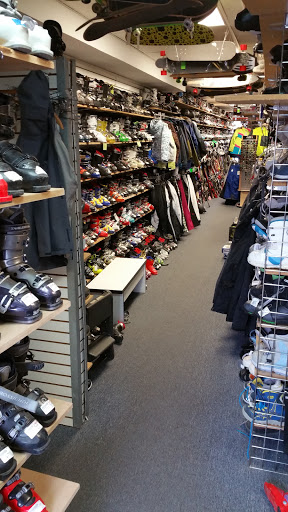 Sporting Goods Store «Play It Again Sports», reviews and photos, 15 S Main St, West Hartford, CT 06107, USA