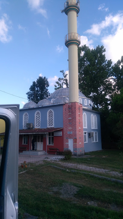 Çelikli Köyü İğnelik Mahallesi Cami