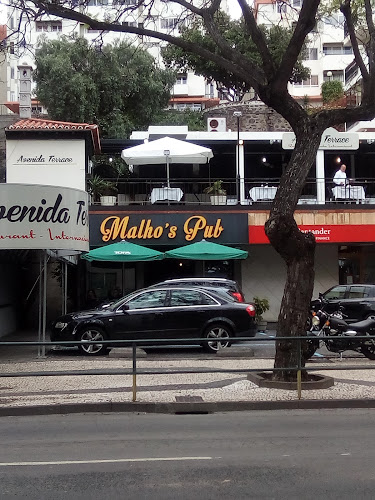 Malho's Pub