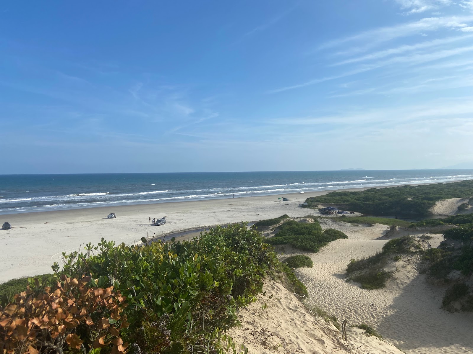 Foto di Praia de Fora con una superficie del sabbia beige