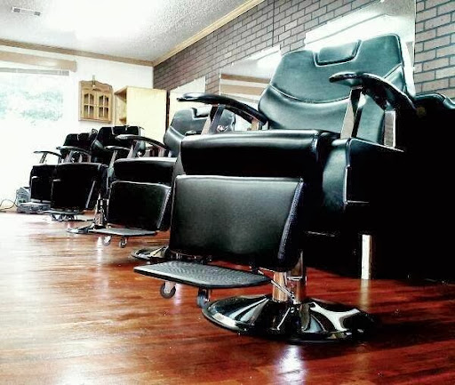 Barber Shop «Lebanon Rd Barber Shop», reviews and photos, 14864 Lebanon Rd, Old Hickory, TN 37138, USA