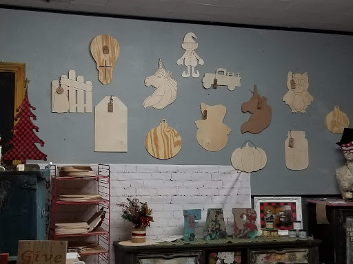 Furniture Store «drab to Fab Furnishings», reviews and photos, 209 S Main St, Winchester, IN 47394, USA