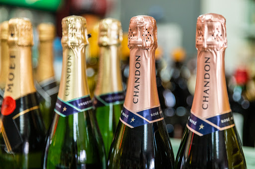 Liquor Store «R & H Liquor Stores», reviews and photos, 1662 TX-337 Loop, New Braunfels, TX 78130, USA