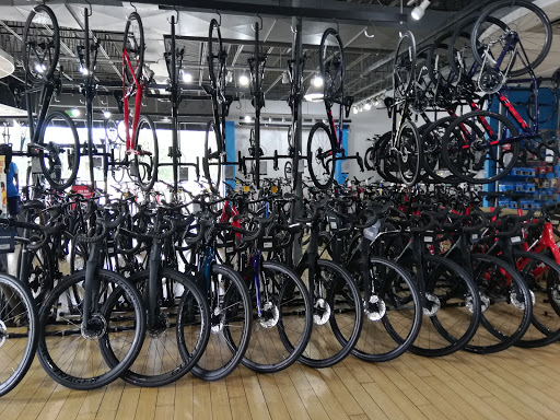 Shopping Mall «Base-Mar Shopping Center», reviews and photos, 2450 Baseline Rd, Boulder, CO 80305, USA