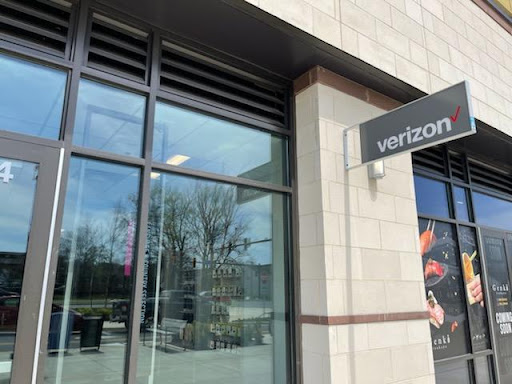 Cell Phone Store «Fairfax Verizon Wireless», reviews and photos, 9607 Fairfax Blvd, Fairfax, VA 22031, USA