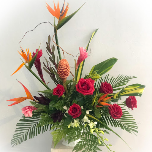 Florist «Open Air Designs - Florist | Wedding Planning | Gifts», reviews and photos, 607 N Myrtle Ave, Clearwater, FL 33755, USA