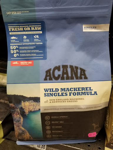 Pet Supply Store «Pet Supplies Plus», reviews and photos, 1411 S Stockton St, Lodi, CA 95240, USA