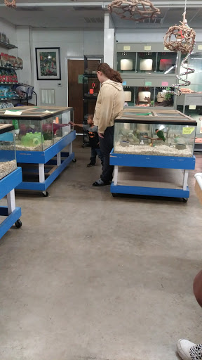 Pet Store «Pet World - Auburndale», reviews and photos, 3637 Havendale Blvd, Auburndale, FL 33823, USA