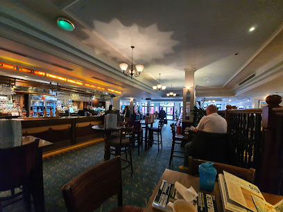 The Moon and Spoon - JD Wetherspoon - 86-88 High St, Slough SL1 1EL, United Kingdom