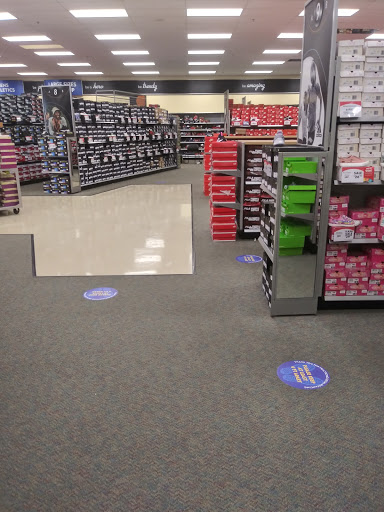 Shoe Store «Shoe Carnival», reviews and photos, 423 S Rangeline Rd, Joplin, MO 64801, USA