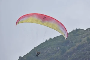 Paragliding Solang Valley image