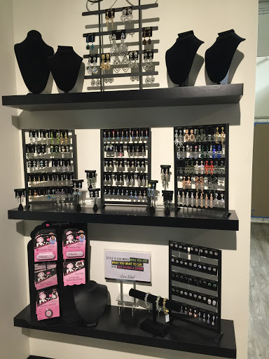 Formal Wear Store «Genealogy Boutique & Formals», reviews and photos, 4151 Main at North Hills St #120, Raleigh, NC 27609, USA