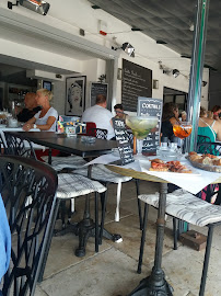 Atmosphère du Restaurant italien Porto Vecchio - Pizzeria à Saint-Tropez - n°14