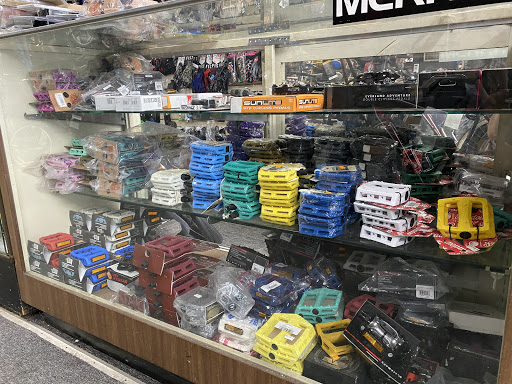 Bicycle Store «Extremz Bike & Scooter Shop», reviews and photos, 108 Main St, Woodbridge, NJ 07095, USA