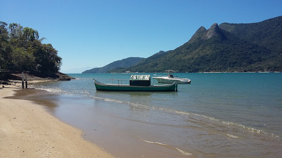 Refugio Mamangua Beach