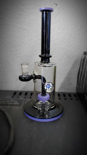 Tobacco Shop «Smoking Box Smoke Shop», reviews and photos, 1008 Alamitos Ave, Long Beach, CA 90813, USA