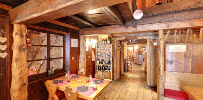 Atmosphère du Restaurant français La Casserole à Val-d'Isère - n°12