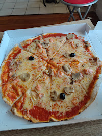 Plats et boissons du Pizzeria Pizza Cash à Villeurbanne - n°1