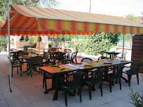 Atmosphère du Restaurant ESAT Atelier des PEP - PEP 71 à Virey-le-Grand - n°3