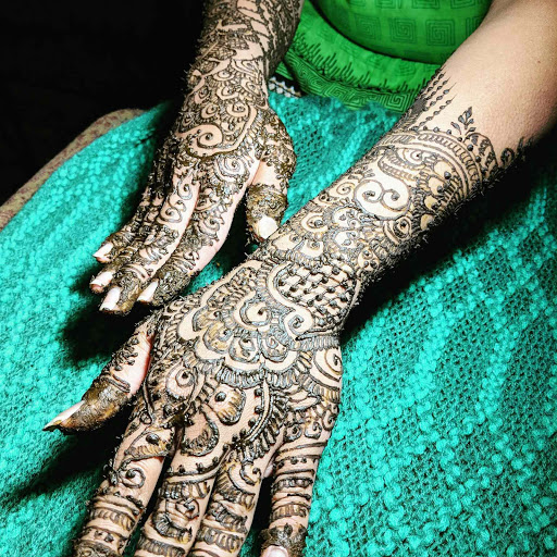Explore outlaw tattoo ideas, creative tattoo ideas in Concord, available at Naseera Fazil Henna Art