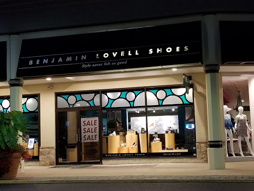 Benjamin Lovell Shoes, 525 Glen Eagle Square, Glen Mills, PA 19342, USA, 