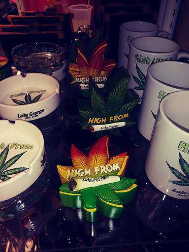 Pub «King Neptunes Pub and Night Club», reviews and photos, 1 Kurosaka Ln, Lake George, NY 12845, USA