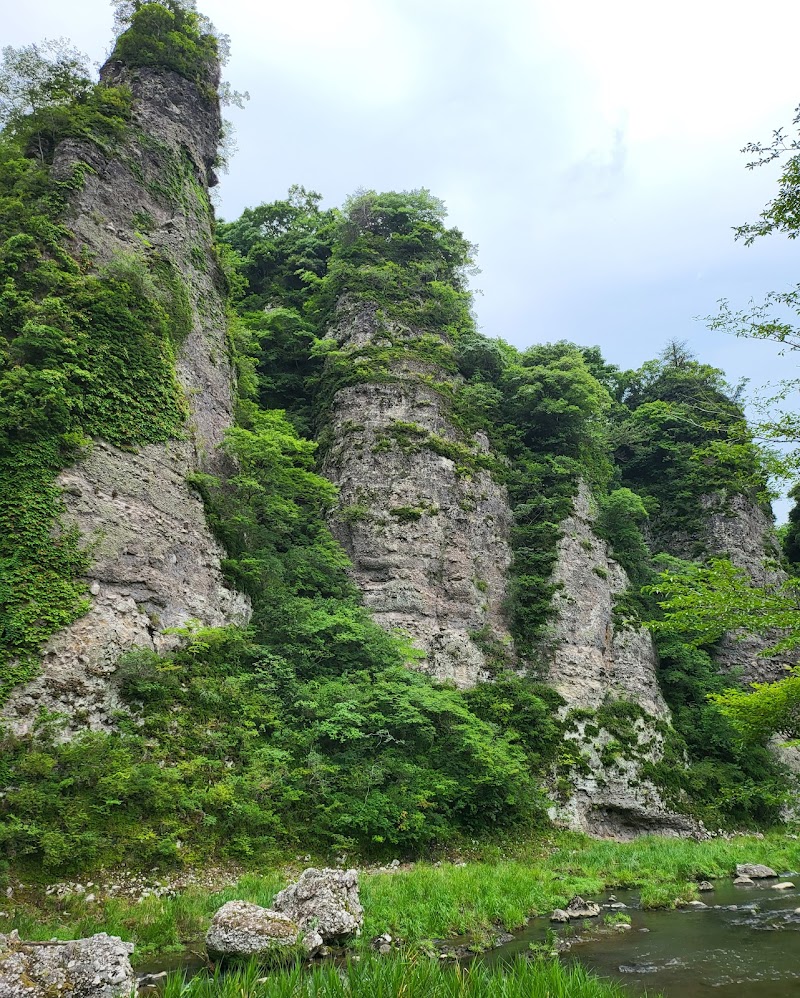 鍋山(三の宮の景)