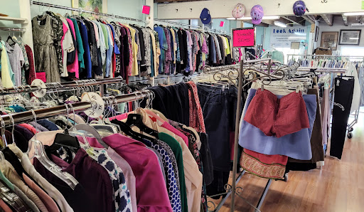 Thrift Store «Prevention of Blindness Society Look Again Resale Shop», reviews and photos, 900 King St, Alexandria, VA 22314, USA