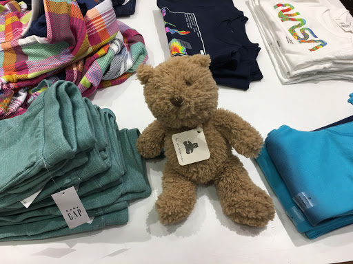 Gap, 450 Paradise Rd, Swampscott, MA 01907, USA, 