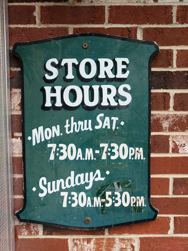 Market «Erie Food Market», reviews and photos, 398 Erie Beach Rd, Lakeside Marblehead, OH 43440, USA