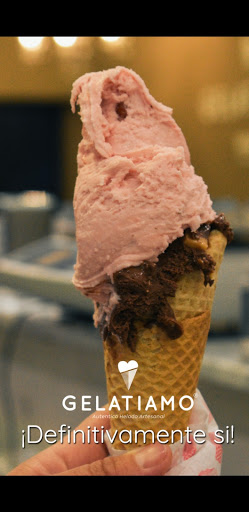 Gelatiamo - Ice cream shop,Beer hall,Cafeteria en Nueve de Julio Partido