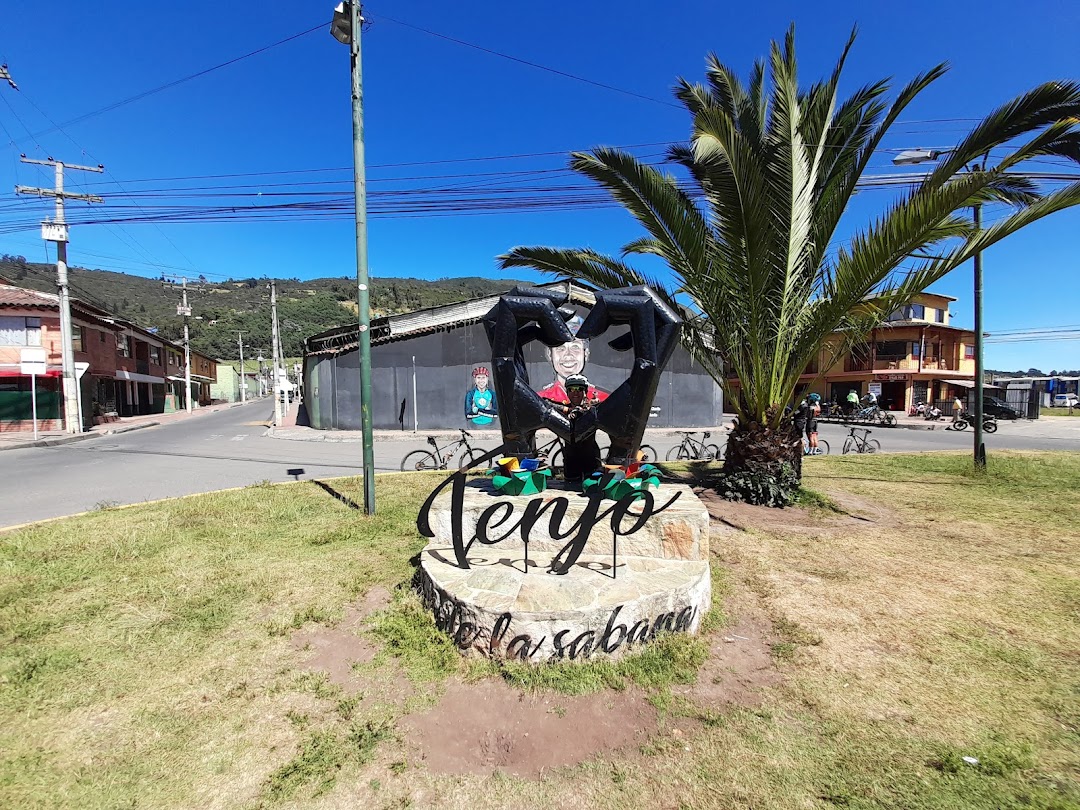 Mural Esteban Chavez