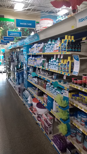 Pet Supply Store «PetSmart», reviews and photos, 220 Commerce Blvd, Fairless Hills, PA 19030, USA